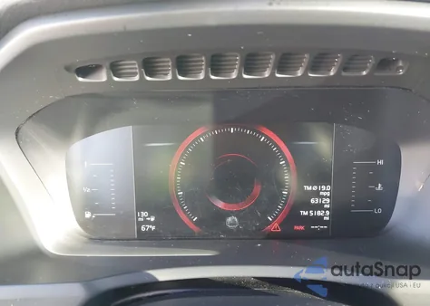 2018 Volvo Xc90 T5 Momentum z USA, uszkodzony, nr VIN YV4102CK1J1370332